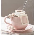 Pink high-value coffee cup - Image 2