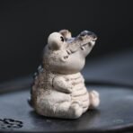 Small crocodile ceramic tea pet - Image 4
