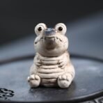 Small crocodile ceramic tea pet - Image 3